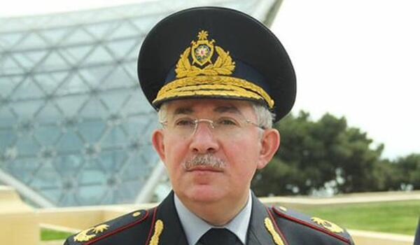 Məşhur general təqaüdə göndərildi